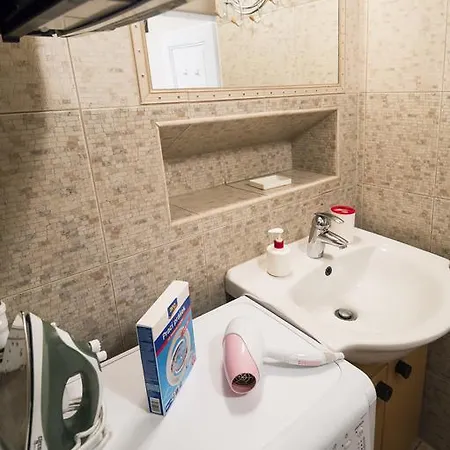 Modern Perlova * Πράγα