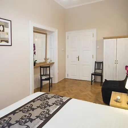 Modern Perlova Apartment