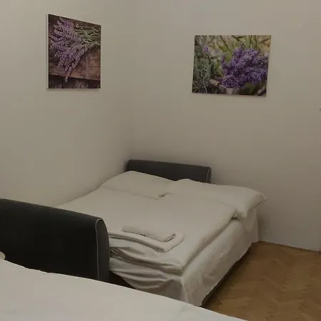 Modern Perlova Apartment
