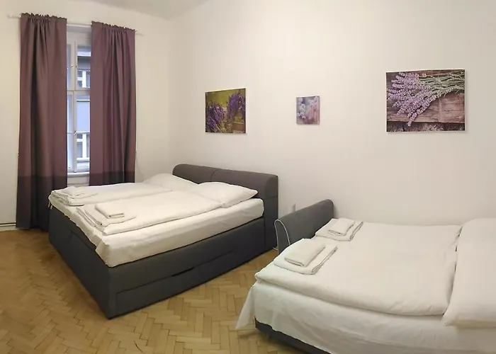 Modern Perlova * Prag